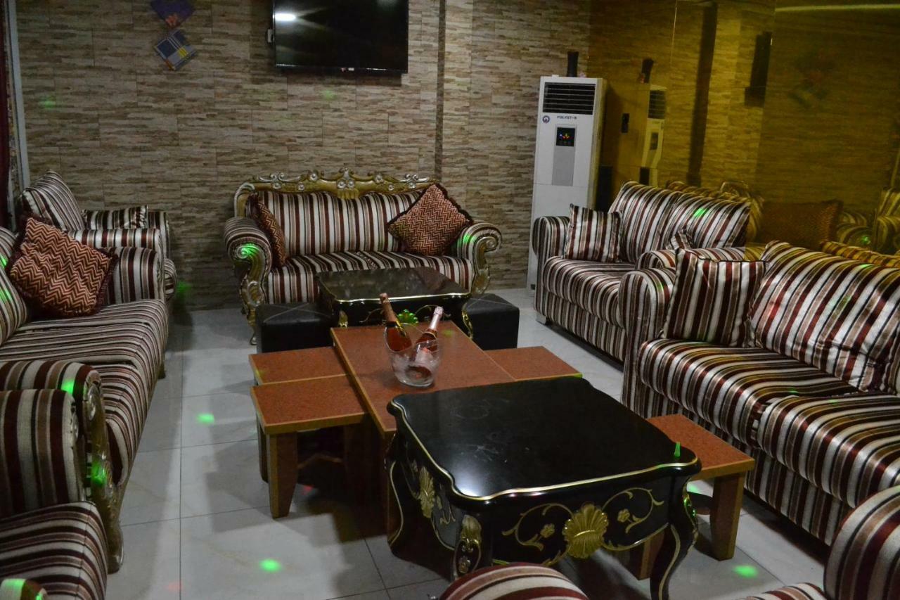 Limoh Suites Benin City Extérieur photo