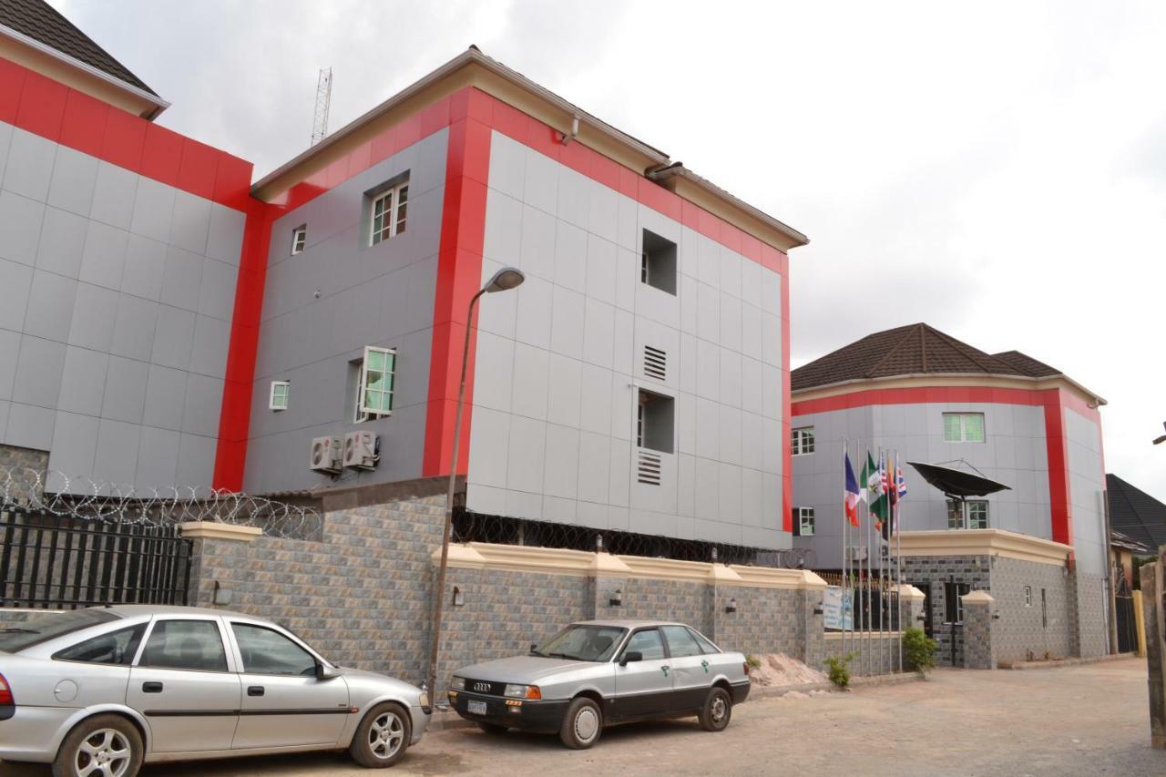Limoh Suites Benin City Extérieur photo